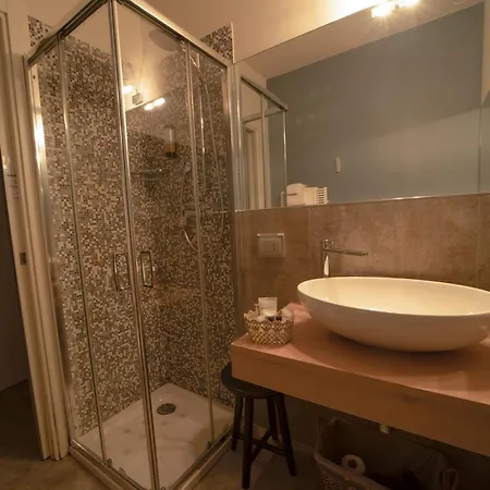 לינה וארוחת בוקר Cascina Belmonte פוסאנו
