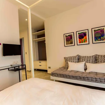 Bed & Breakfast Cascina Belmonte 4*