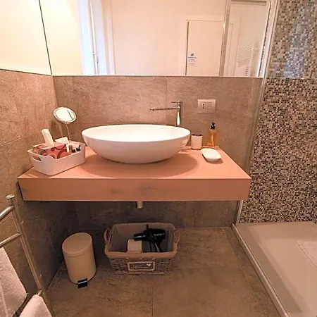 לינה וארוחת בוקר Cascina Belmonte 4*
