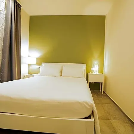 לינה וארוחת בוקר Cascina Belmonte 4*