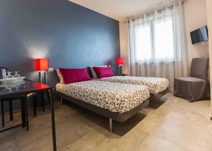 Cascina Belmonte Bed & Breakfast 4*